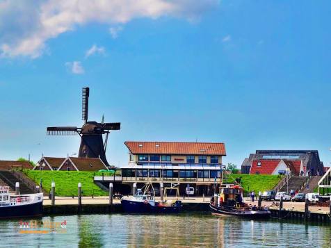 masuk rumah kincir angin