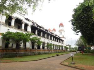 Di Semarang ada banyak bangunan peninggalan Belanda