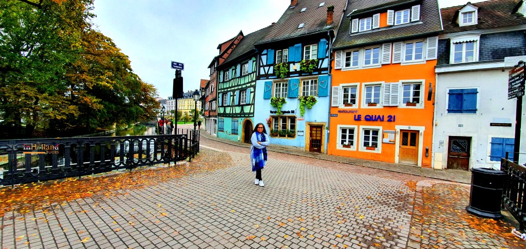 Colmar, kota kecil di timur Prancis yang dikenal dengan arsitektur dongeng dan kanal romantis.