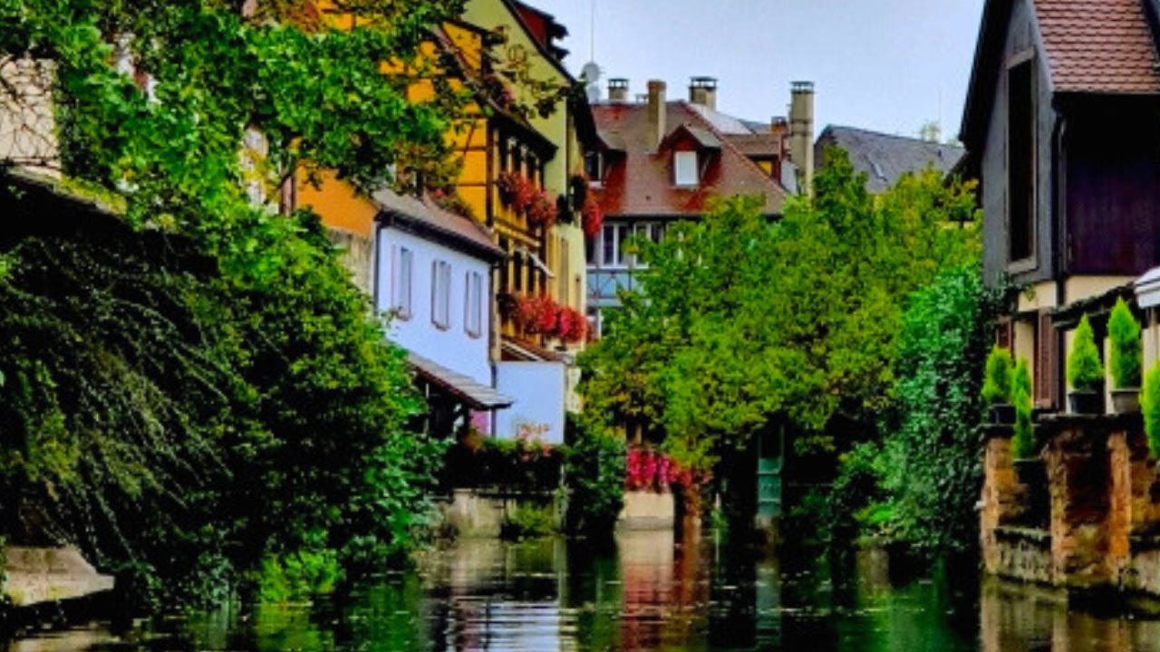 Pemandangan Little Venice Colmar di sore hari