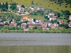 Ioannina Yunani, Eropa Barat