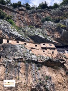 Biara Kipina Tzoumerka, Yunani Eropa