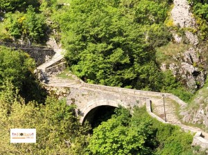 Air terjun Kouiasa Tzoumerka, Yunani, Eropa