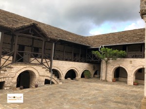 Biara Tsouka Tzoumerka, Yunani Eropa