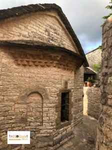 Biara Tsouka Tzoumerka, Yunani Eropa