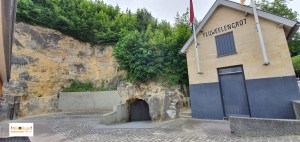 Kastil Ruine di Valkenburg Belanda