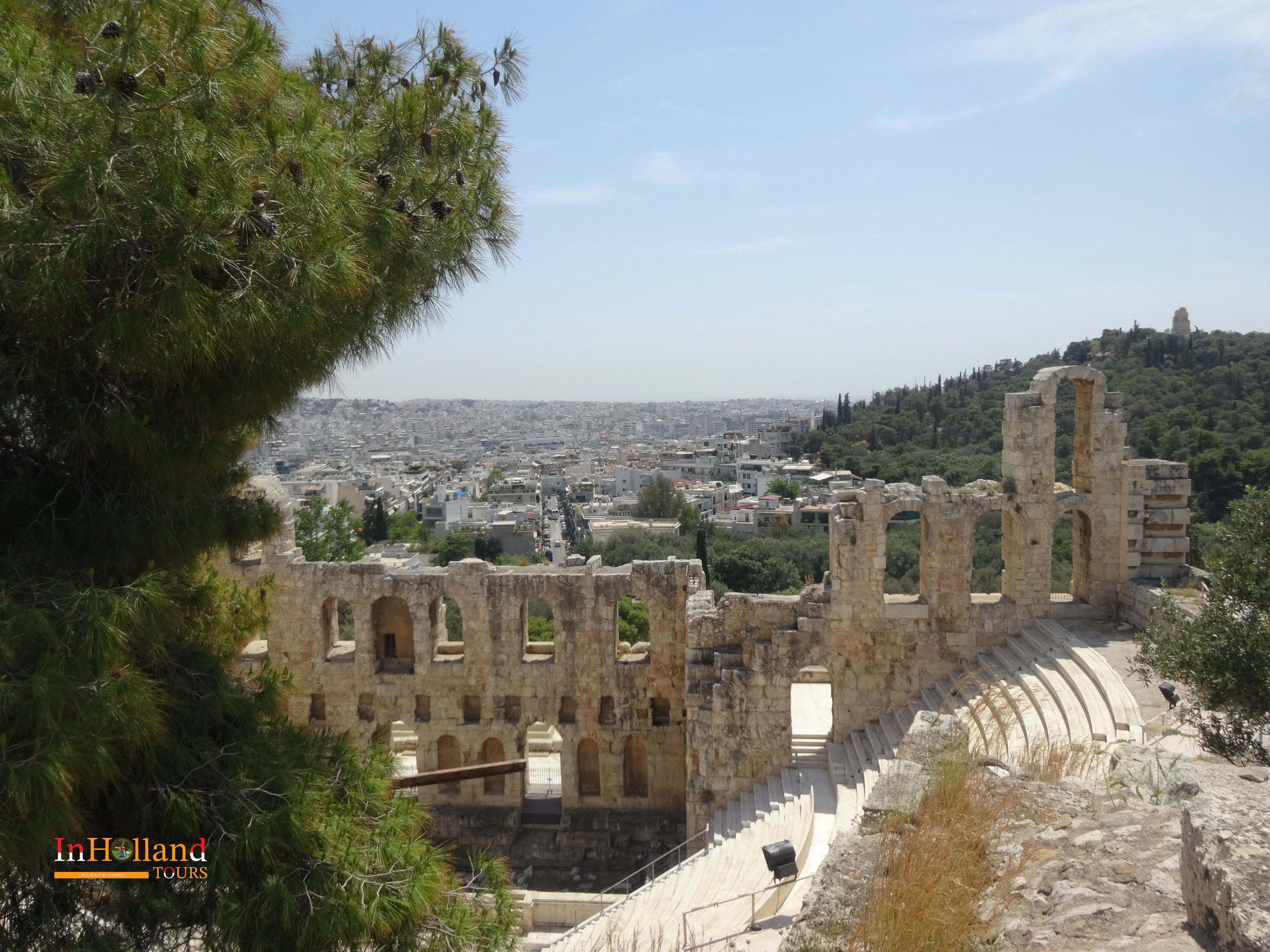 Teater Dionisos di Athena