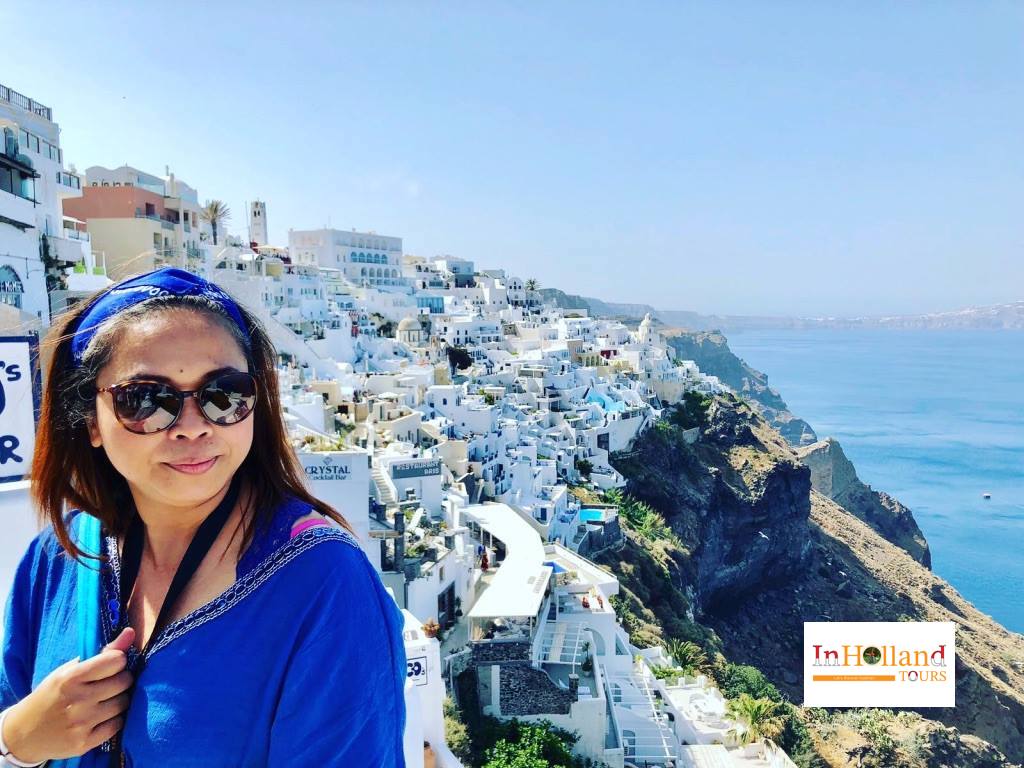 kota Thira, di pulau Santorini, Yunani