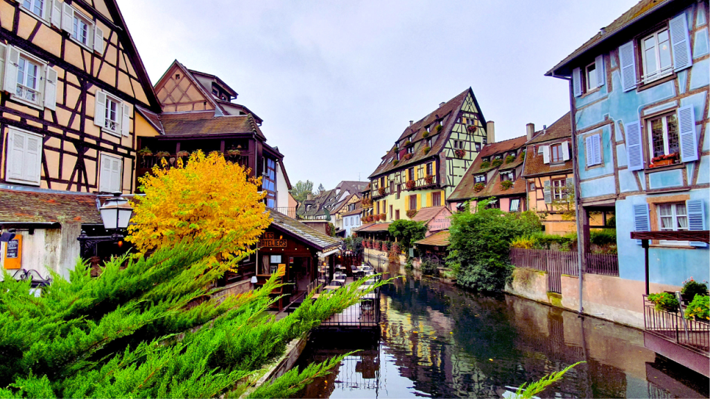 Bus malam Flixbus di Amsterdam menuju Colmar