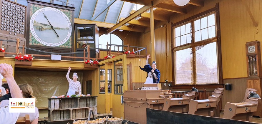 pelelang tertua di dunia