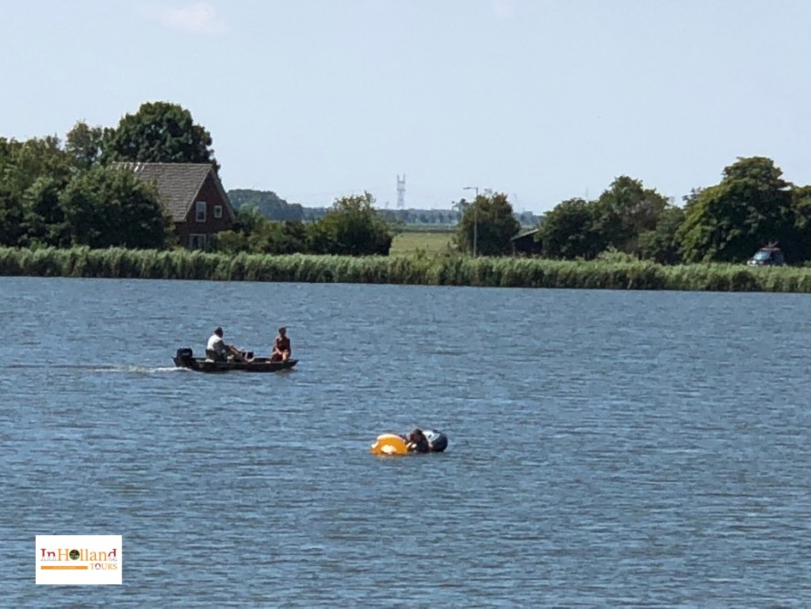 Alasan mengapa Volendam sangat populer di Indonesia