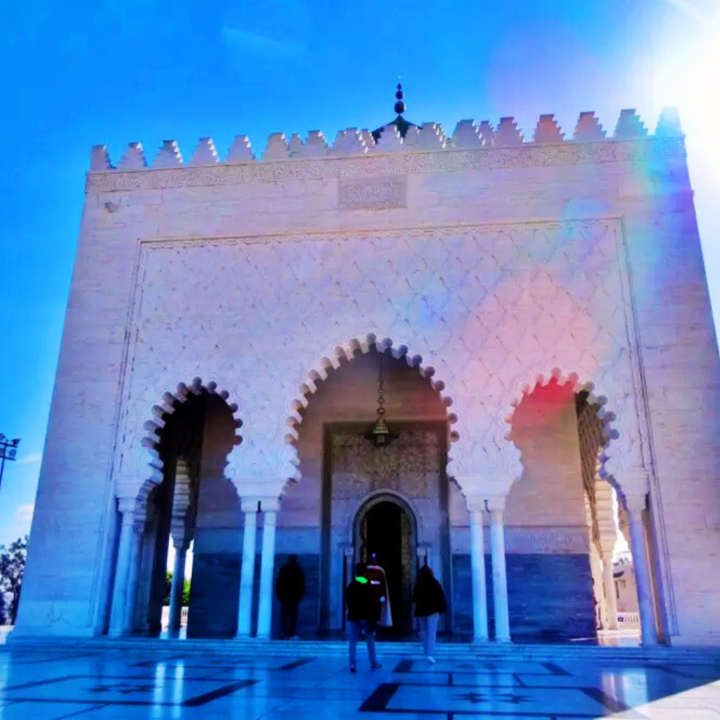 Refleksi perjalanan muslimah di Mausoleum Mohammed V, Rabat – spiritualitas dan sejarah dalam 8 hari menjelajahi Maroko