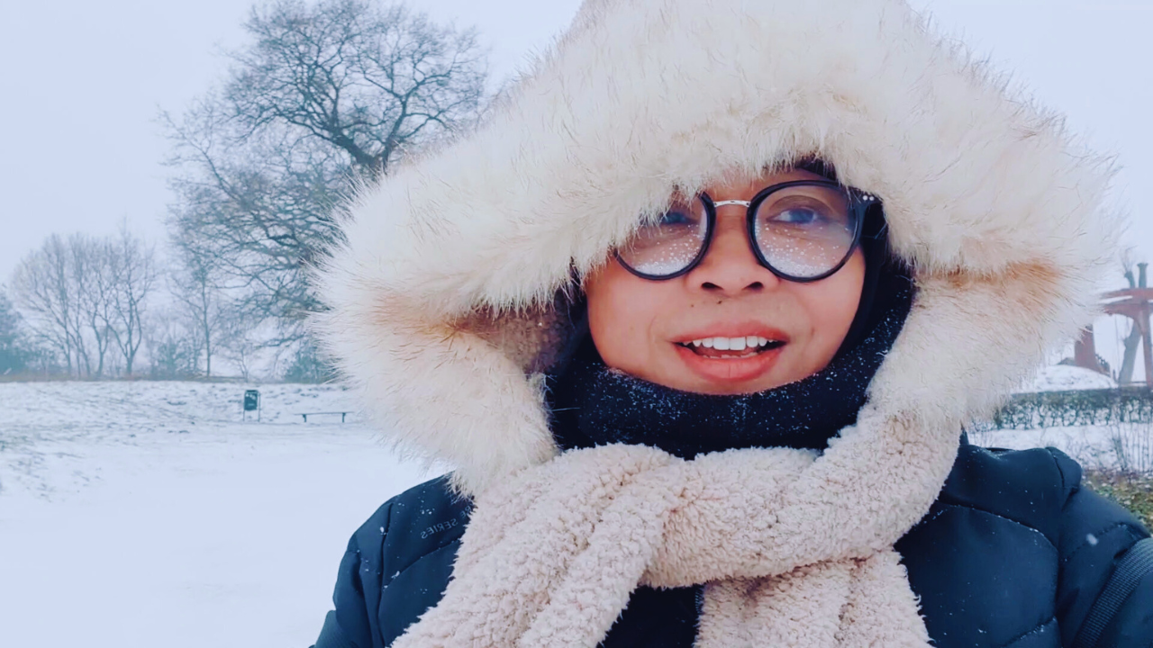 Saat salju turun setebal kira-kira 30cm